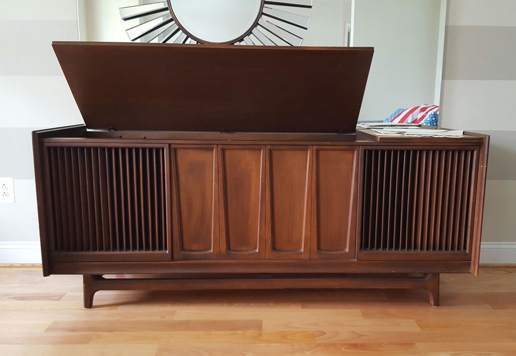 Vintage Console Stereo – Stereo Lab – Sales and Service